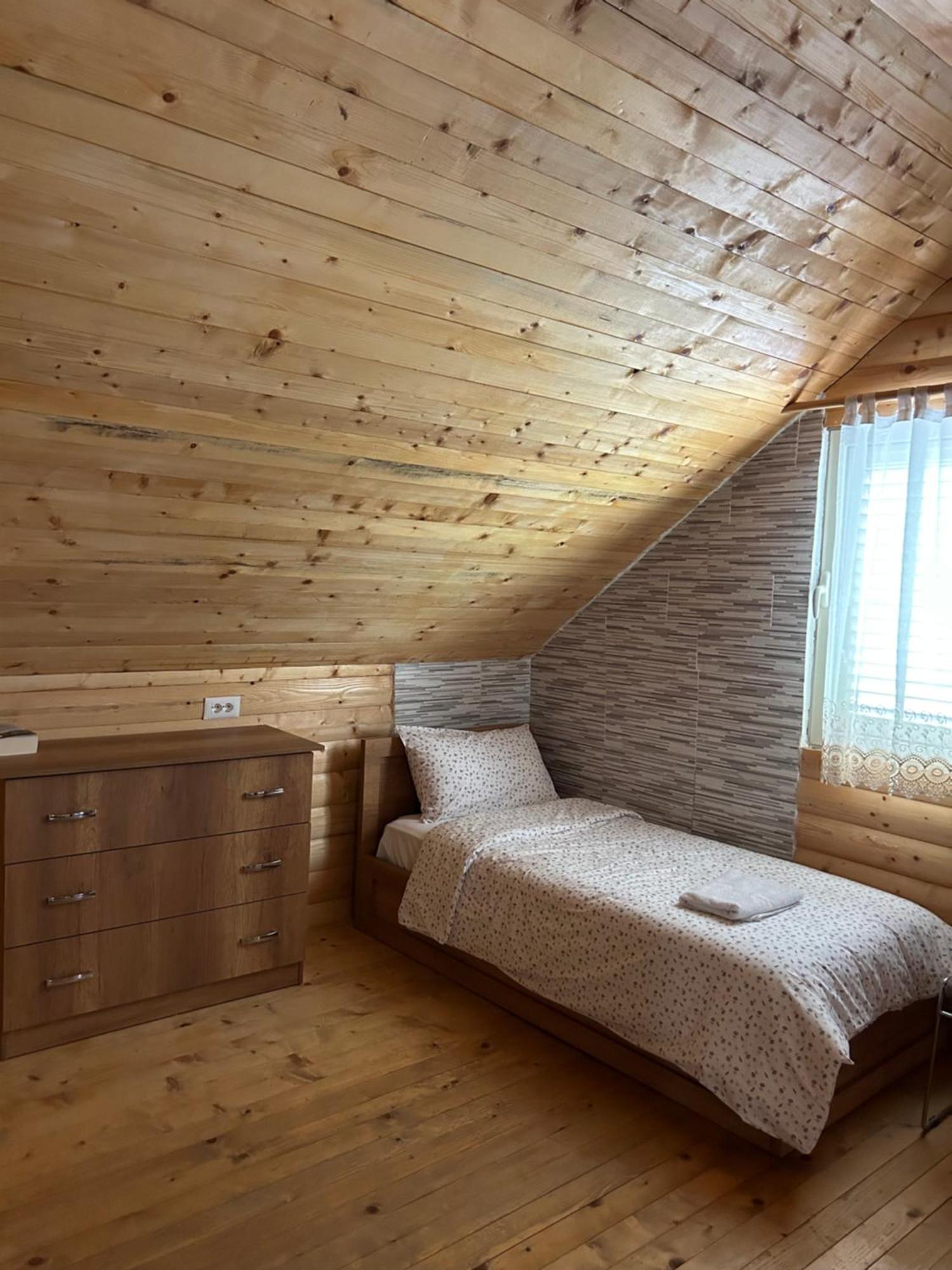 Vita Guesthouse Bajram Curri Exteriér fotografie