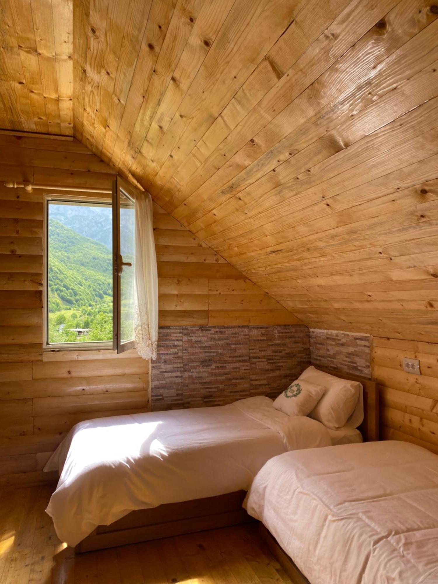 Vita Guesthouse Bajram Curri Exteriér fotografie