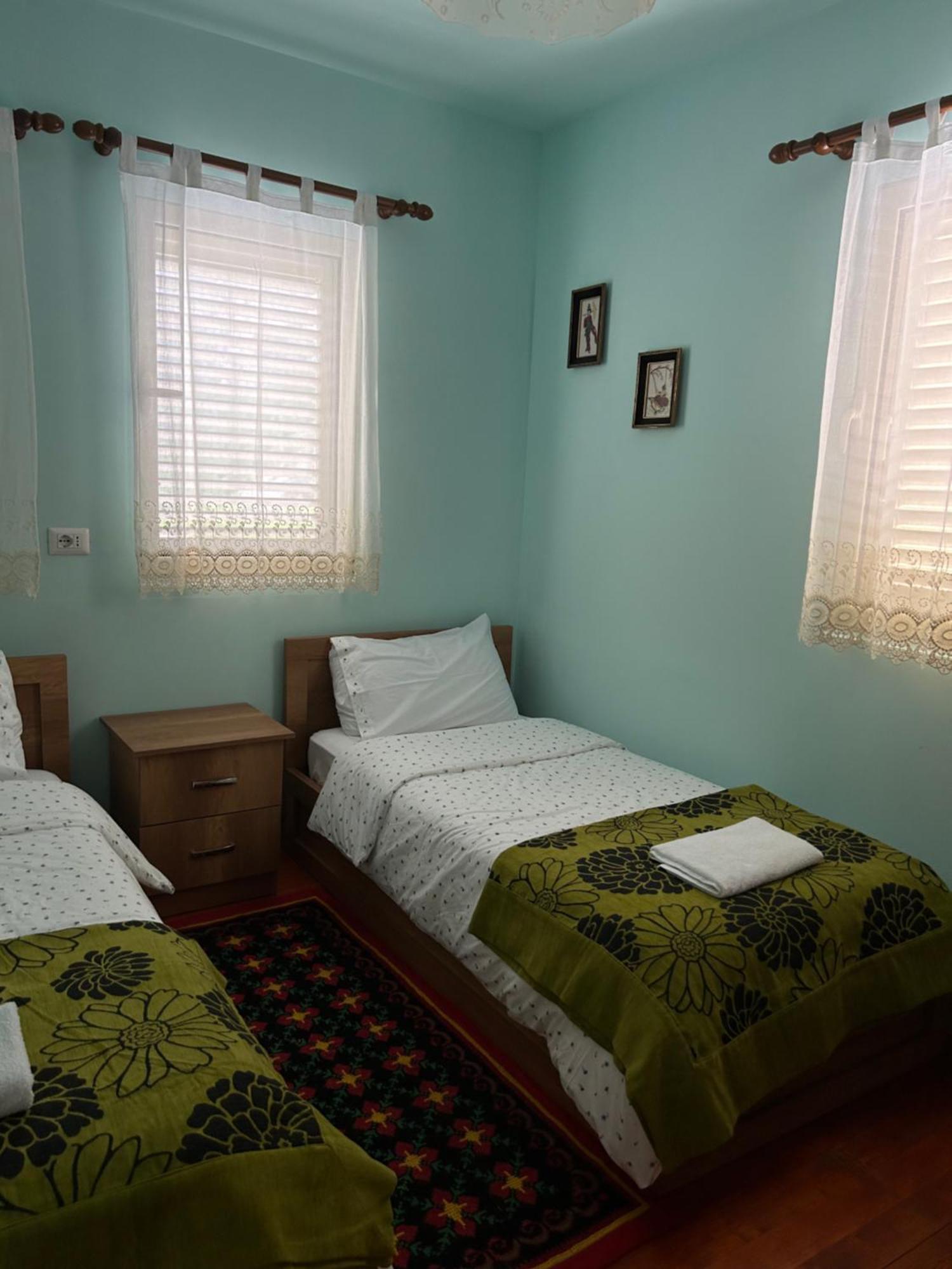 Vita Guesthouse Bajram Curri Exteriér fotografie