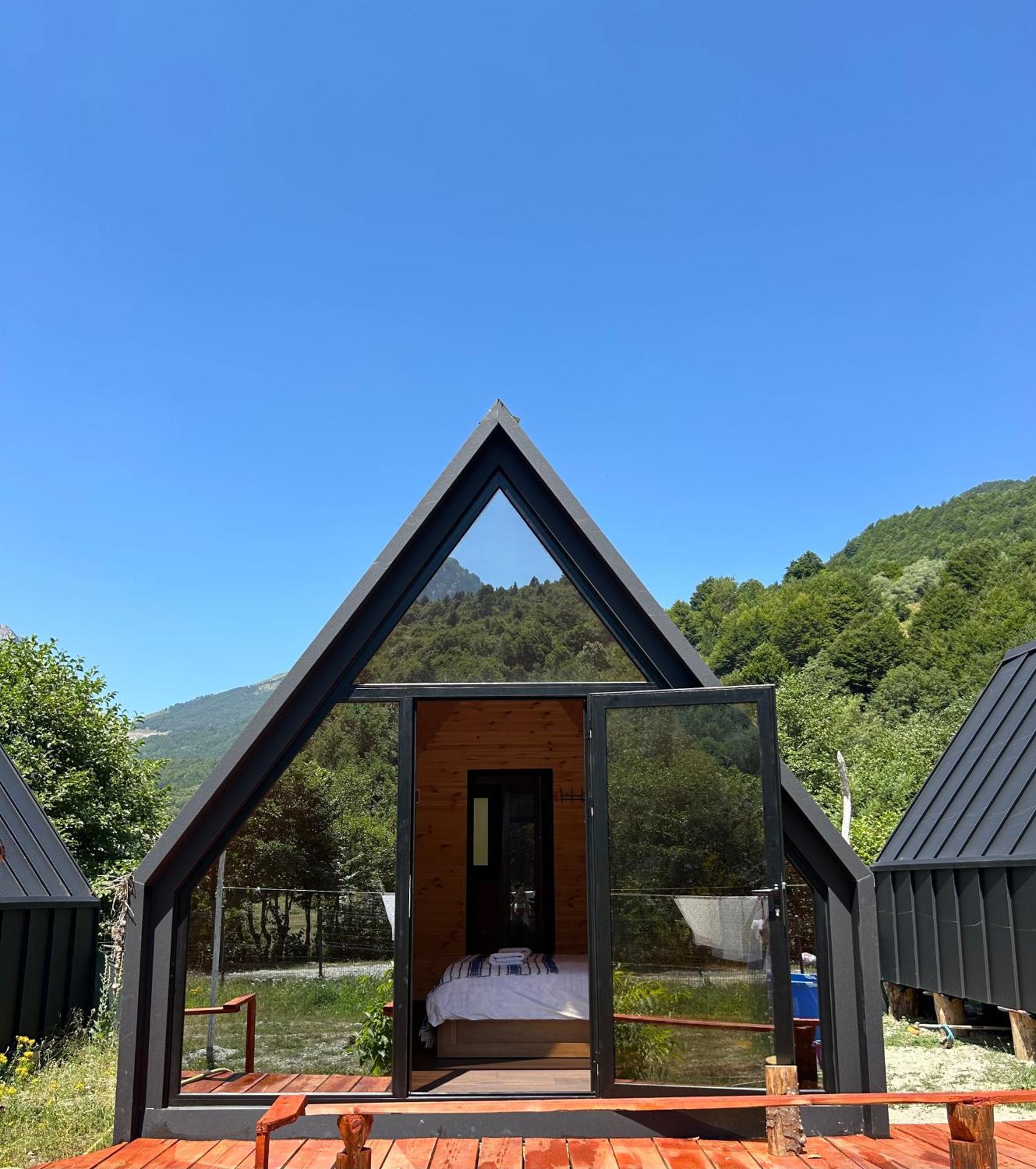 Vita Guesthouse Bajram Curri Exteriér fotografie